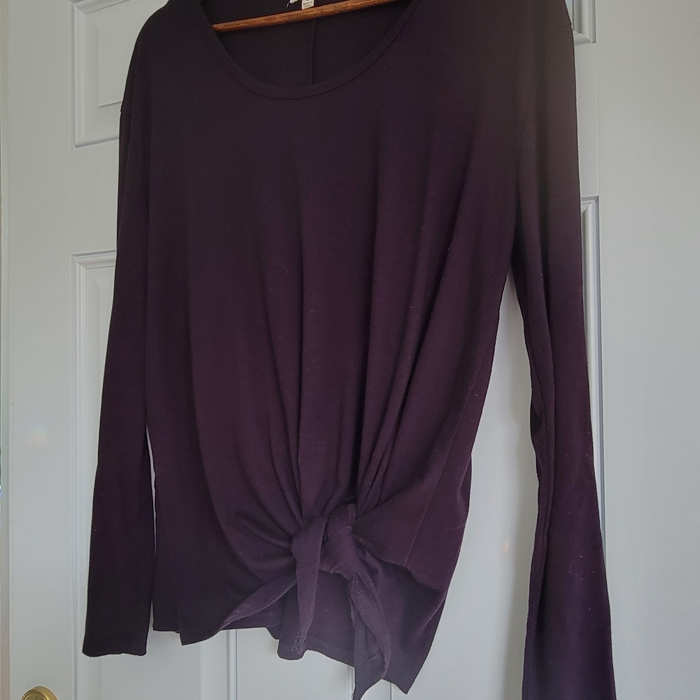 Umgee Long Sleeve Front Tie Top - Dark Navy Blue